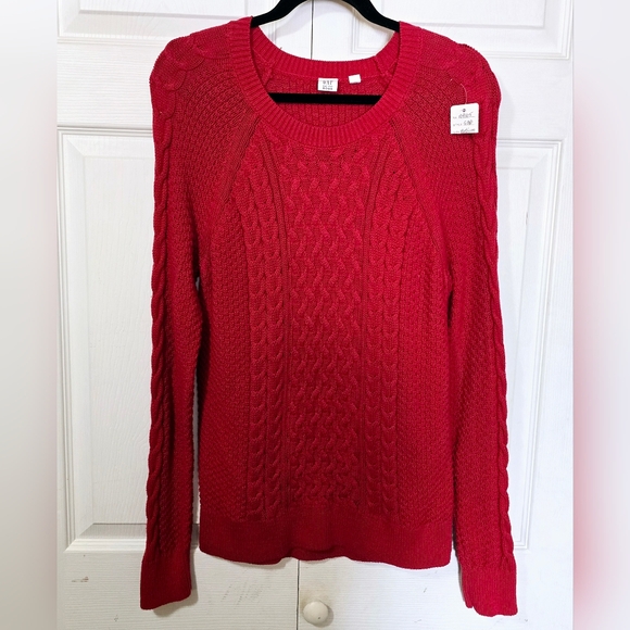 GAP Women's Size Medium Bright Red Scoop Neck Soft Long Sleeve Knit Sweater - Picture 1 of 2